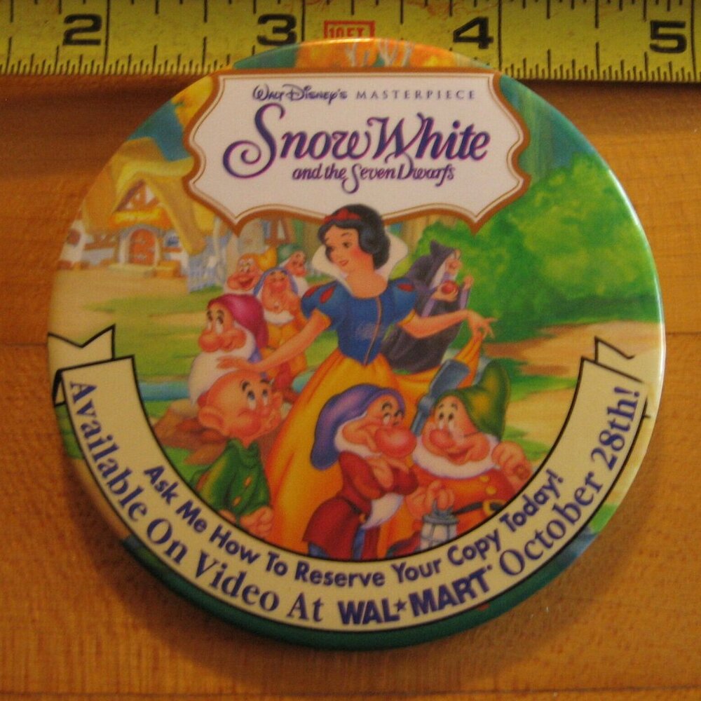 Walt Disney's Masterpiece Snow White and the Seven Dwarfs Pinback Button